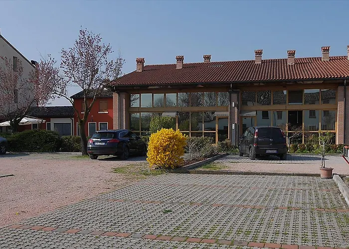 Veneta Мини-отель 3*